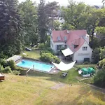 Villa Im Park Wachwitzgrund - Grosse Ferienwohnung In Eg Der Villa